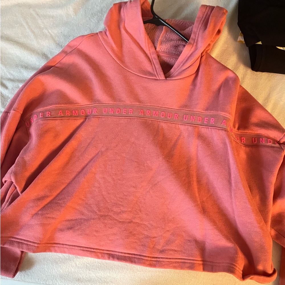 UA Cropped Hoodie!